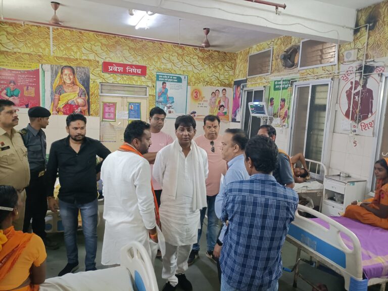 जिला अस्पताल सह मेडिकल कॉलेज का विधायक ने किया निरीक्षण, वार्डों में भर्ती मरीजों से जाना हालचाल