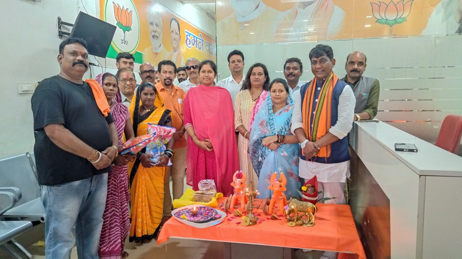 पोरा त्यौहार हमारे छत्तीसगढ़ की संस्कृति की पहचान : योगेश्वर राजू सिन्हा