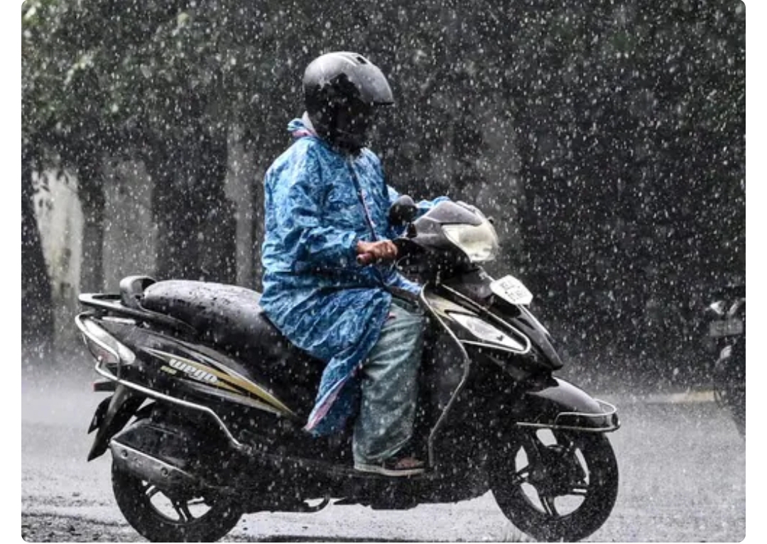 17 राज्यों में बारिश का अलर्ट, 50 KM की रफ्तार से तूफान भी; बिहार-UP का क्या हाल