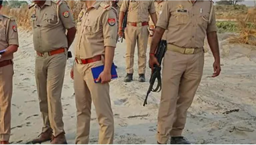 बिजनौर में दरिदंगी; युवती को खेत में खींचकर पिता-पुत्र ने की अश्लीलता, फिर जबरन पिलाया जहर, मौत