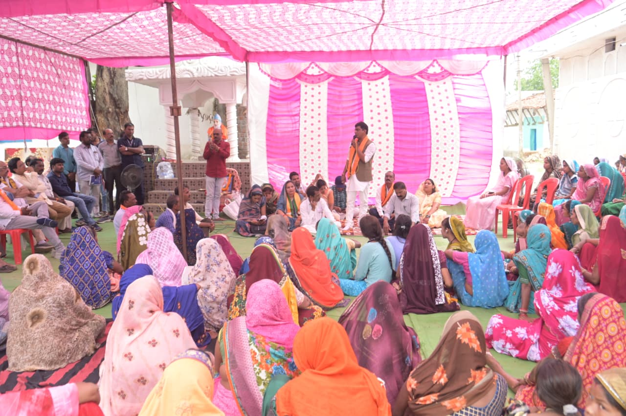 ग्राम शेर में जन चौपाल लगाकर विधायक ने सुनी समस्याएं, ग्रामीणों से किया सीधा संवाद