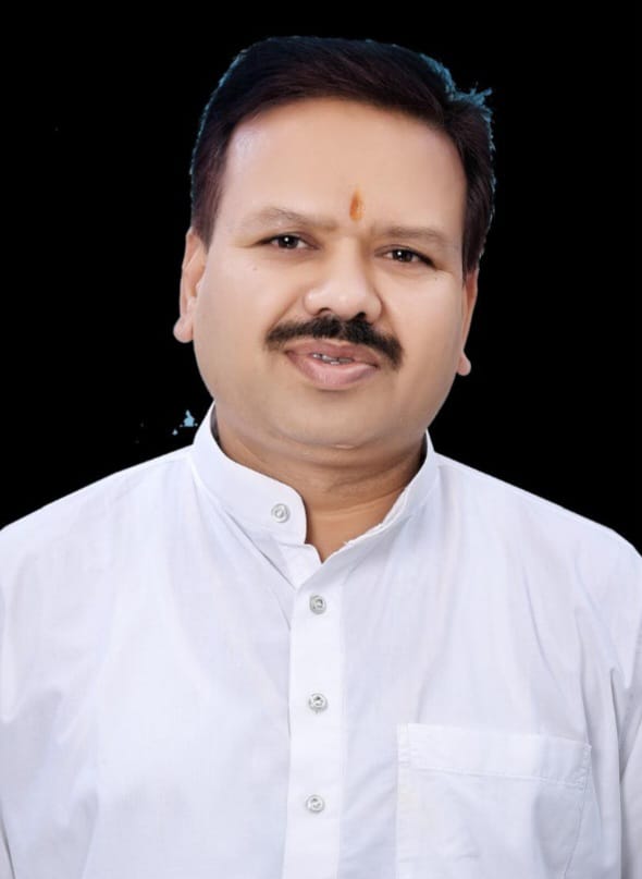दागी कंपनी को काम देकर भाजपा सरकार जनता के पैसे की कर रही बरबादी : विनोद चंद्राकर